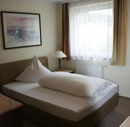 מלון Hotel-restaurant Stollen מכרניך