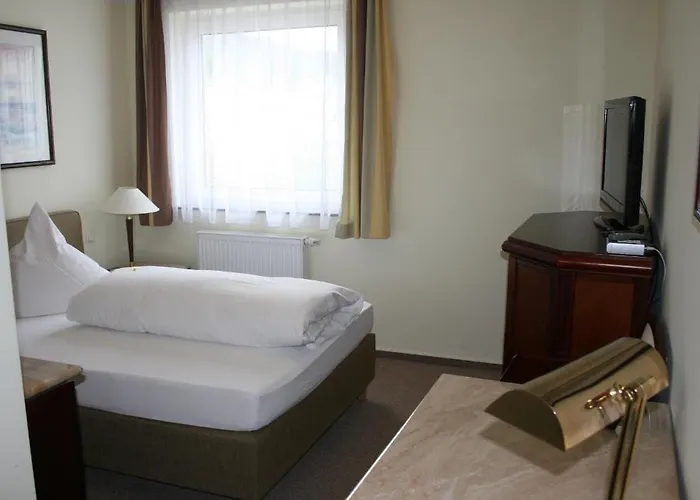 מלון Hotel-restaurant Stollen